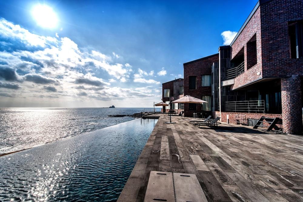 فندق Zen Hideaway@Jeju مدينة سيوجويبو المظهر الخارجي الصورة